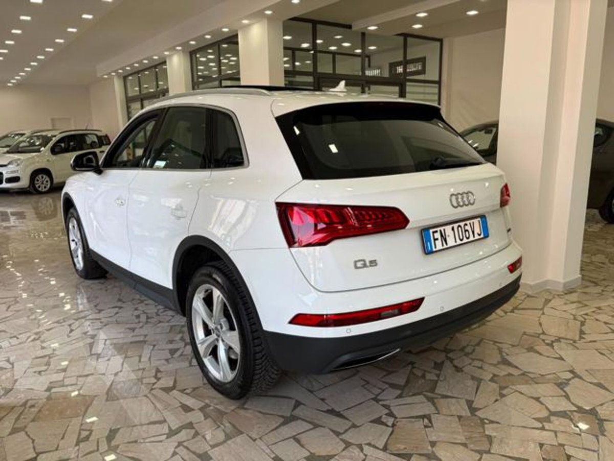 Audi Q5 2.0 TDI quattro S tronic Business (5)