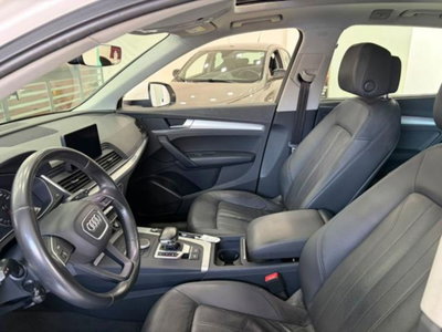 Audi Q5 2.0 TDI quattro S tronic Business (8)