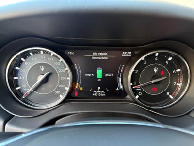 Maserati Ghibli Ghibli MHEV 330 CV GT (15)
