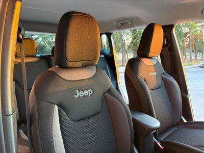 Jeep Renegade 1.6 Mjt 130 CV Limited (11)