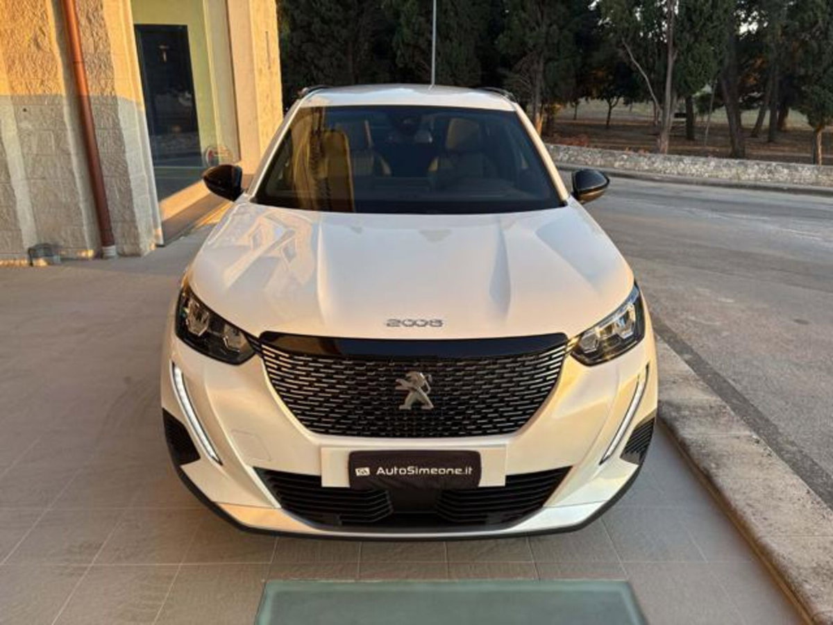 Peugeot 2008 BlueHDi 130 S&S EAT8 Allure Pack (2)