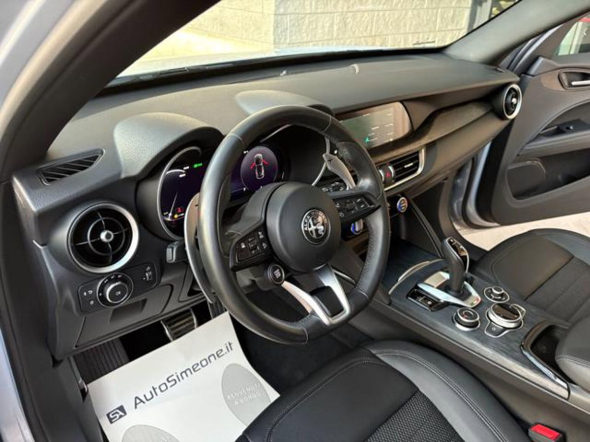 Alfa Romeo Stelvio Stelvio 2.2 Turbodiesel 190 CV AT8 Q4 Sprint (14)