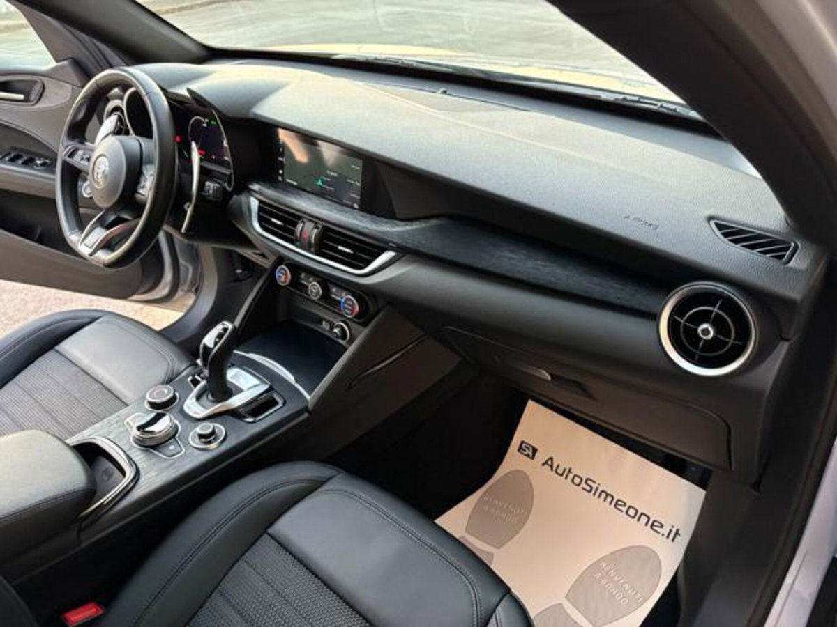 Alfa Romeo Stelvio Stelvio 2.2 Turbodiesel 190 CV AT8 Q4 Sprint (16)