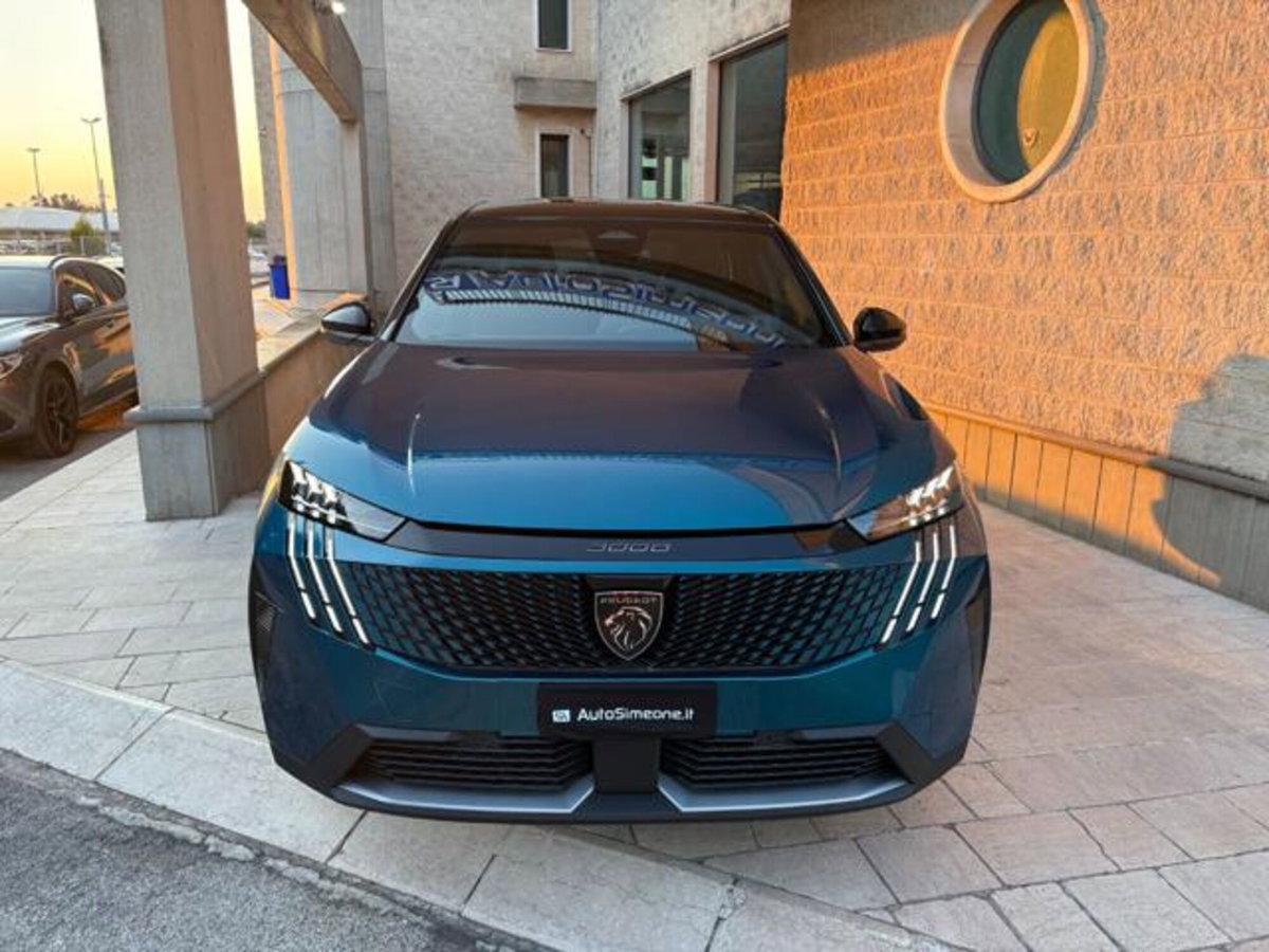 Peugeot 3008 1.2 hybrid GT Exclusive 145cv e-dcs6 (2)