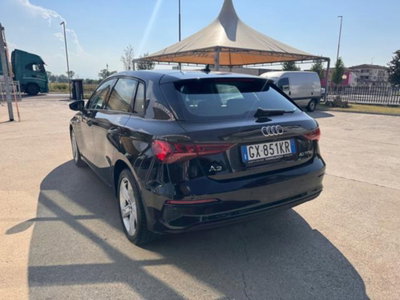 Audi A3 Sportback 40 e-tron S tronic (5)
