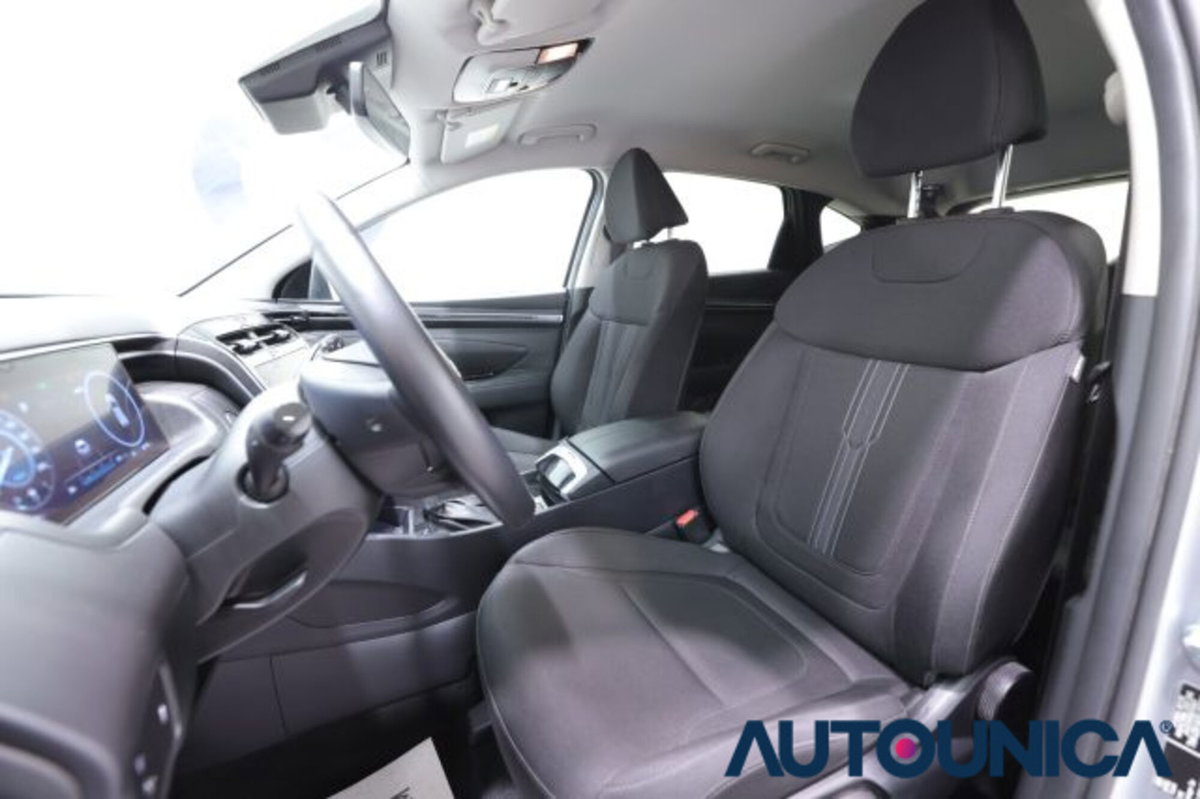 Hyundai Tucson 1.6 crdi 48V Xline 2wd dct (6)