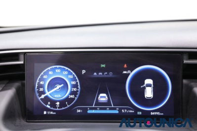 Hyundai Tucson 1.6 crdi 48V Xline 2wd dct (8)
