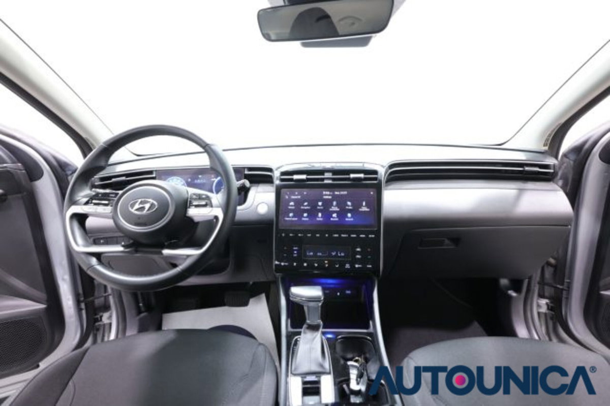 Hyundai Tucson 1.6 crdi 48V Xline 2wd dct (9)