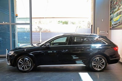 Audi A4 Allroad Allroad 40 2.0 tdi mhev Identity Contrast quattro 204cv s-tronic (3)