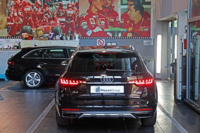 Audi A4 Allroad Allroad 40 2.0 tdi mhev Identity Contrast quattro 204cv s-tronic (4)