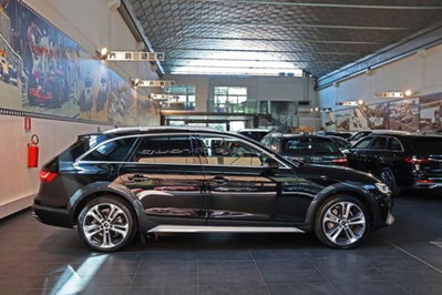 Audi A4 Allroad Allroad 40 2.0 tdi mhev Identity Contrast quattro 204cv s-tronic (2)