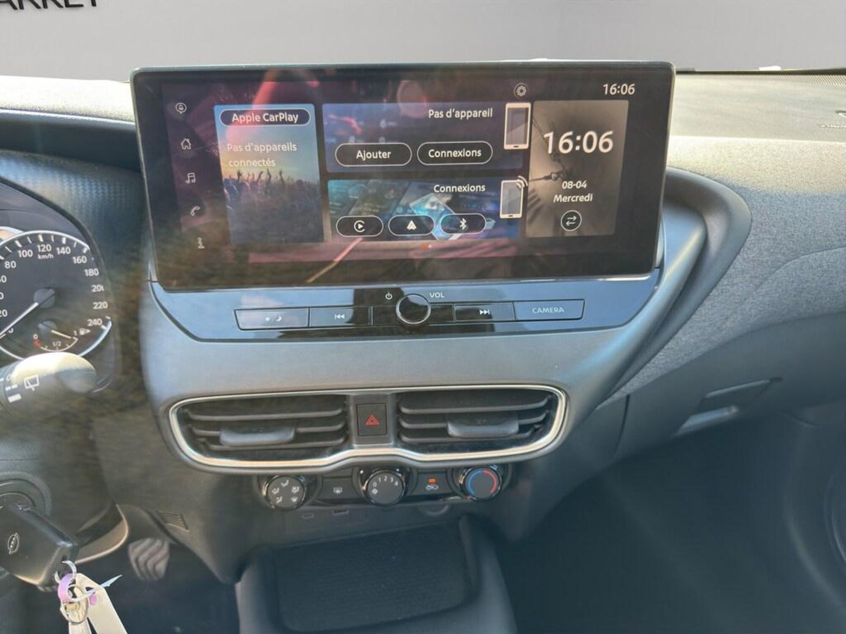 Nissan Juke 1.0 dig-t Acenta 114cv (12)