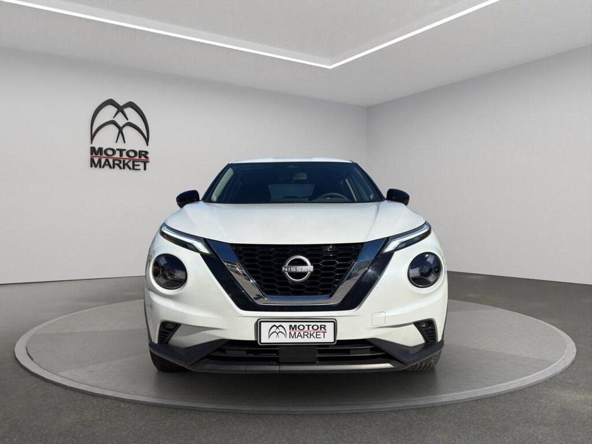 Nissan Juke 1.0 dig-t Acenta 114cv (2)