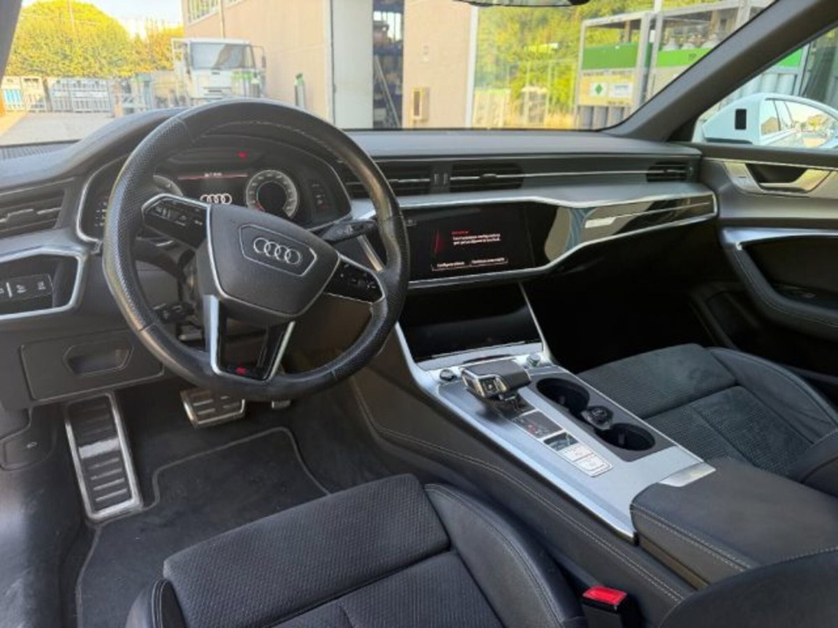 Audi A6 Avant 40 2.0 TDI quattro ultra S tronic Design (8)