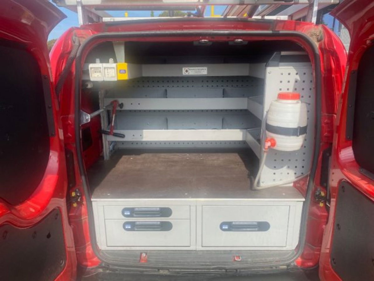 Fiat Fiorino 1.3 MJT 80CV Cargo Adventure (8)