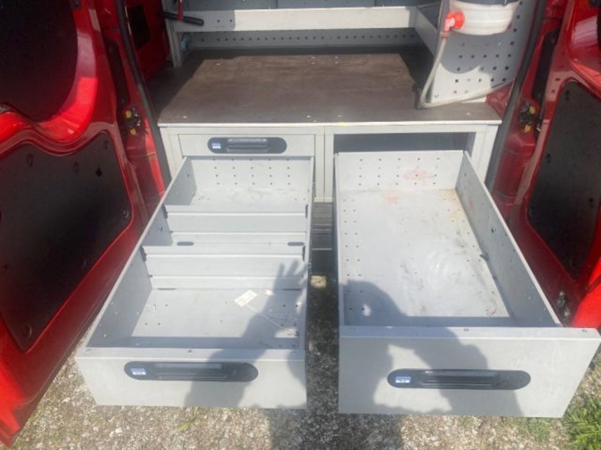 Fiat Fiorino 1.3 MJT 80CV Cargo Adventure (9)