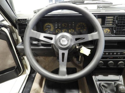 Lancia Delta turbo HF 4WD (4)