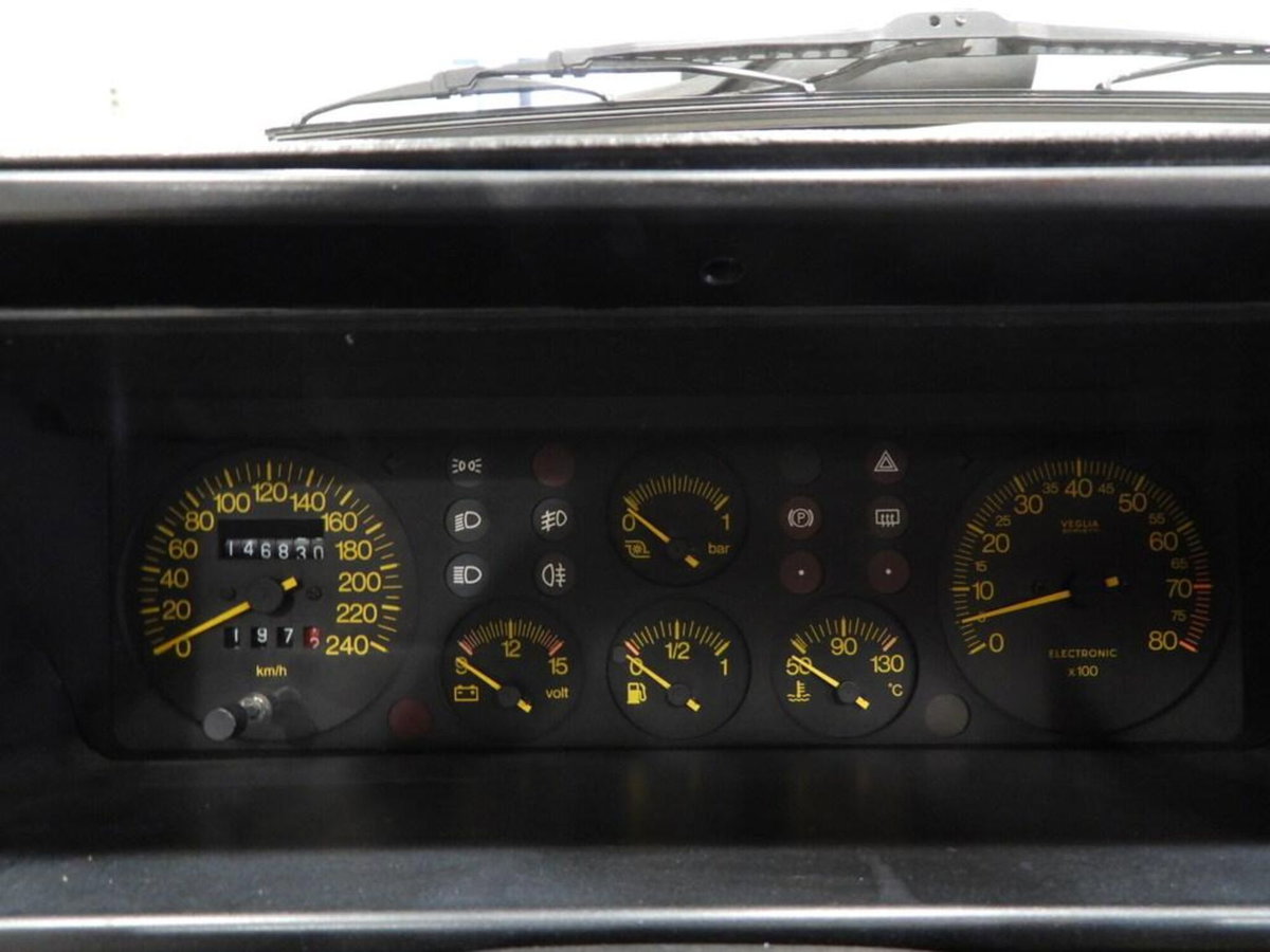 Lancia Delta turbo HF 4WD (5)