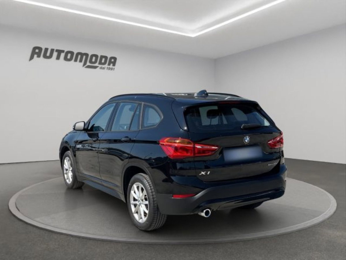 BMW X1 sDrive 18d Msport (6)