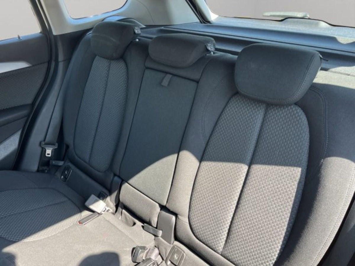 BMW X1 sDrive 18d Msport (8)