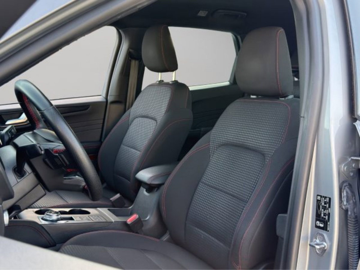Ford Kuga 1.5 EcoBlue 120 CV 2WD ST-Line (8)