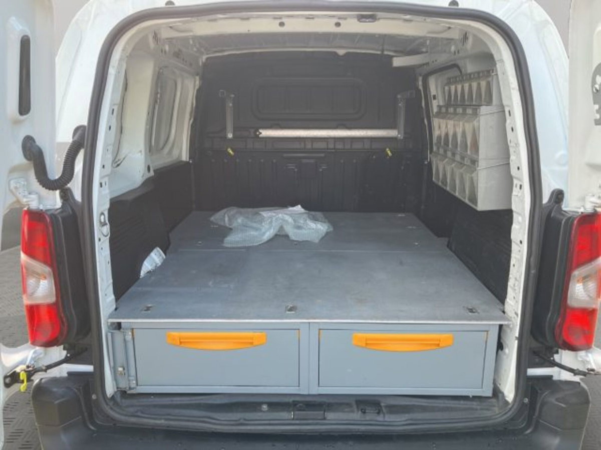 Opel Combo Furgone cargo XL 1.5 diesel 100cv S&S (15)