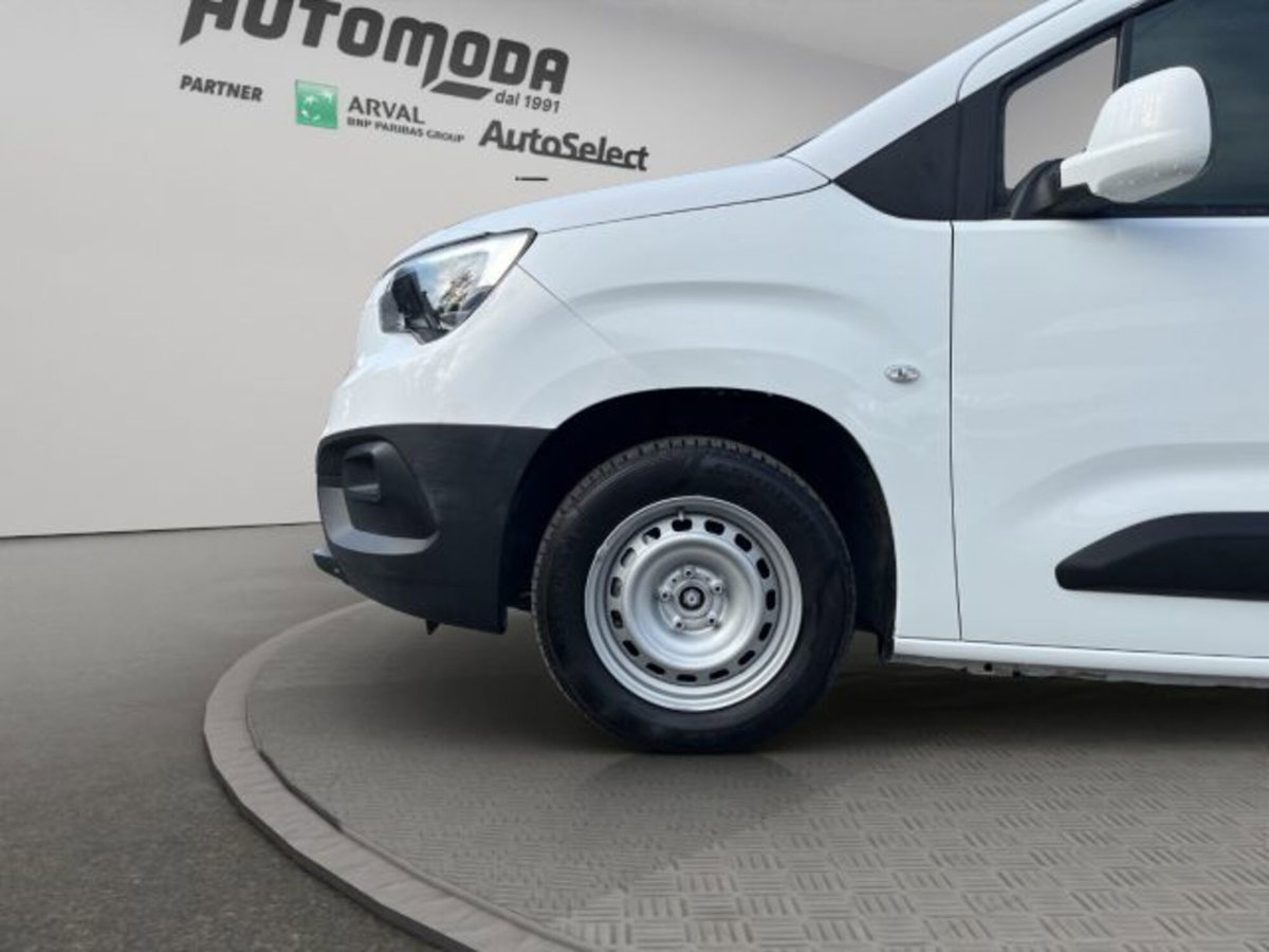 Opel Combo Furgone cargo XL 1.5 diesel 100cv S&S (19)