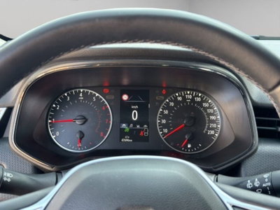 Renault Clio 1.0 tce Techno Gpl 100cv (12)