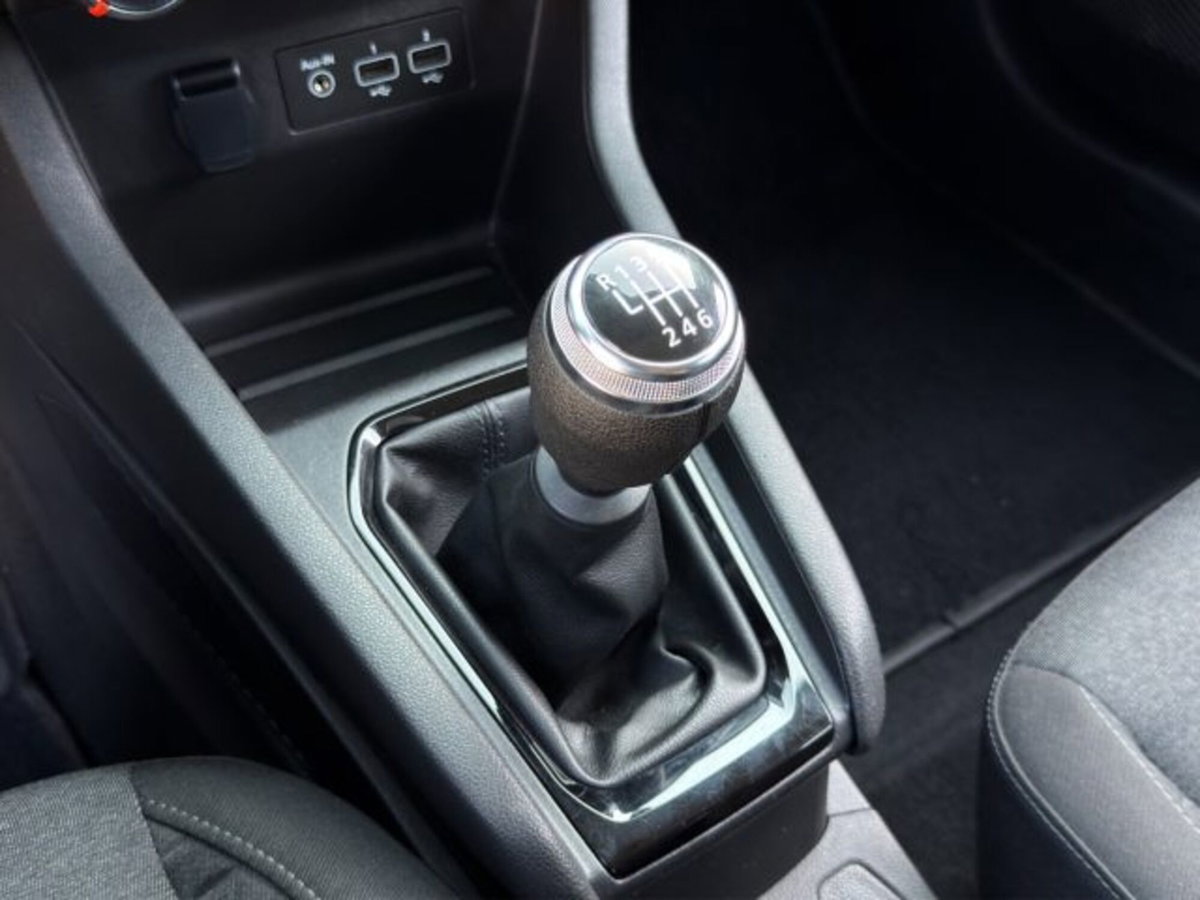 Renault Clio 1.0 tce Techno Gpl 100cv (14)