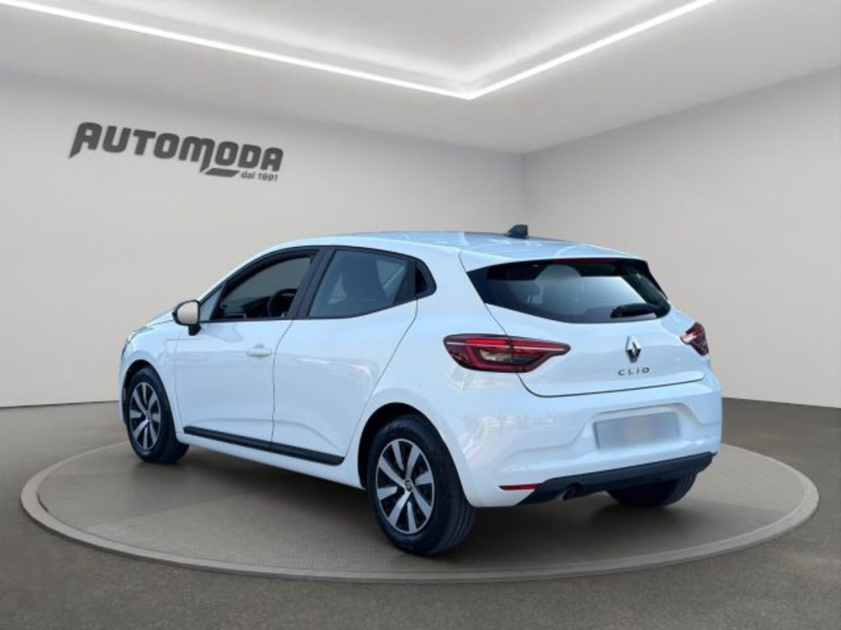 Renault Clio 1.0 tce Techno Gpl 100cv (6)