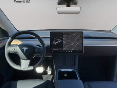 Tesla Model Y Performance Dual Motor awd (10)