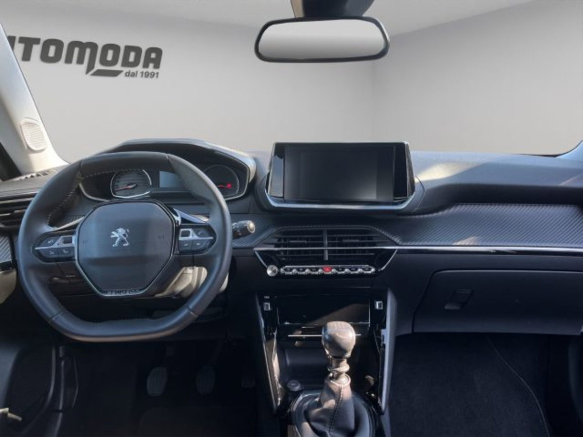 Peugeot 2008 BlueHDi 110 S&S Allure (10)