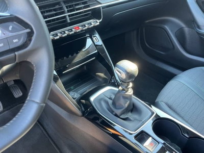 Peugeot 2008 BlueHDi 110 S&S Allure (13)