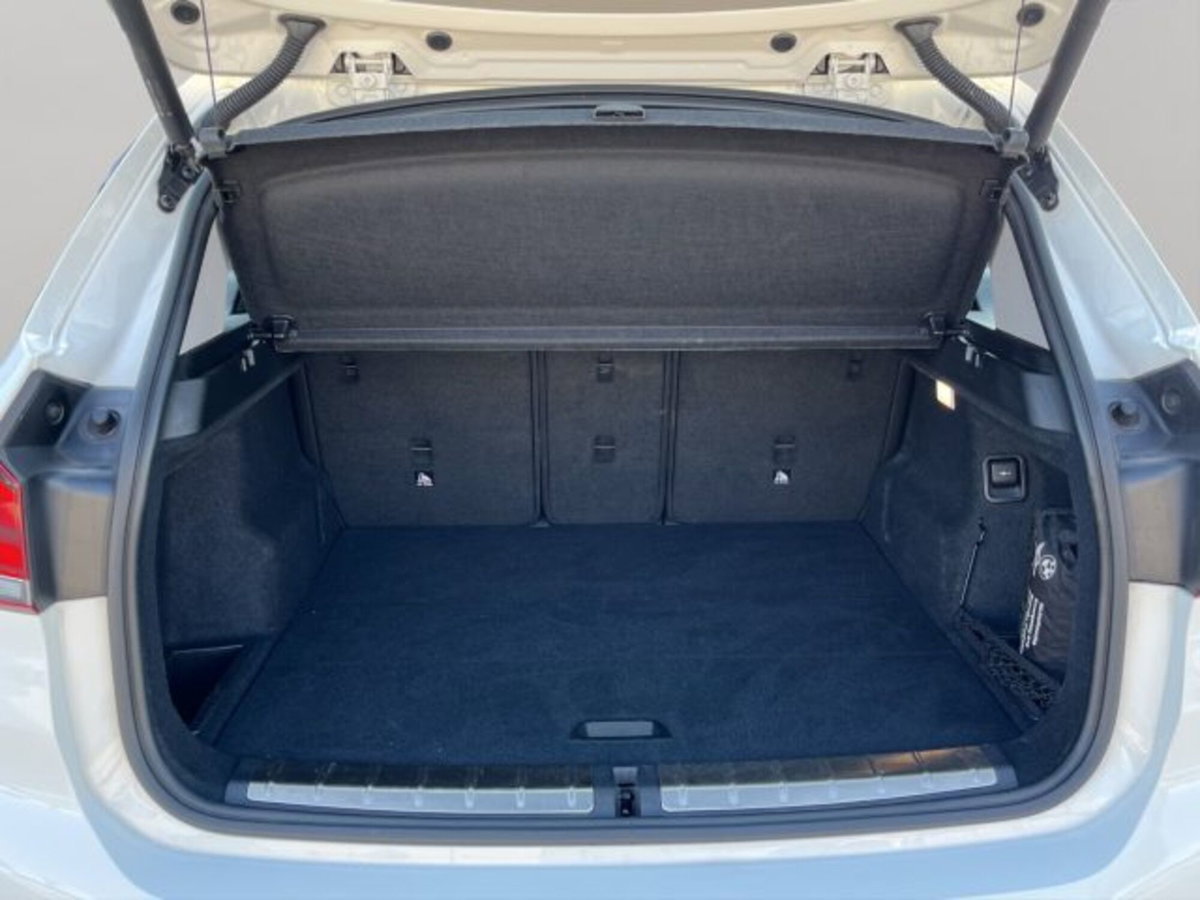 BMW X1 sDrive18d xLine Plus (15)