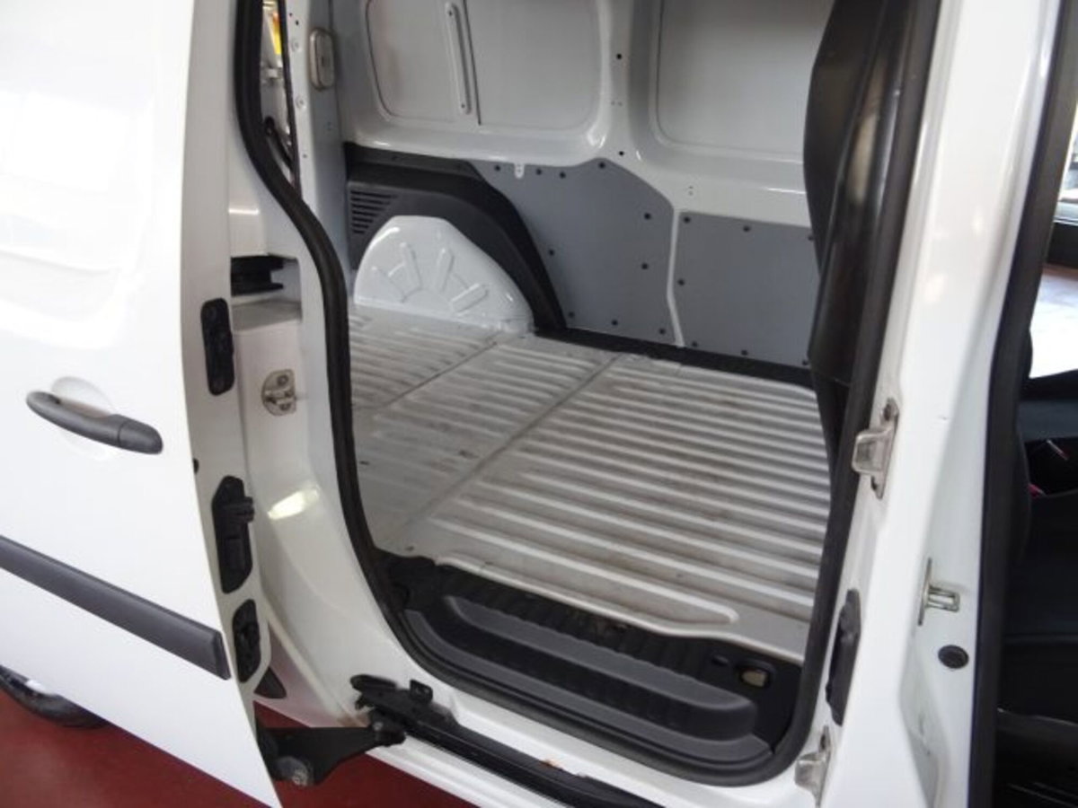 Renault Kangoo Blue dCi 95CV Express Maxi Furgone Ice (9)