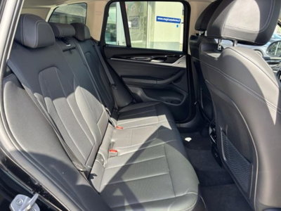 BMW X3 sDrive18d 48V Msport (10)