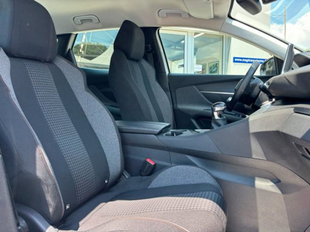 Peugeot 3008 BlueHDi 130 S&S EAT8 Active Pack (12)