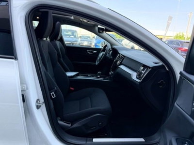 Volvo V60 Cross Country 2.0 b4 Ultimate awd auto (16)