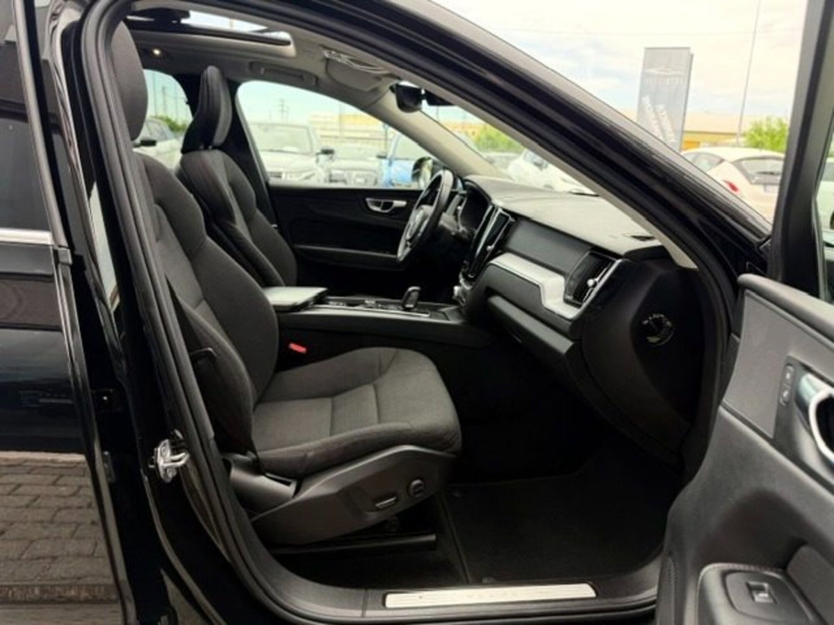 Volvo XC60 B4 Geartronic Momentum (12)