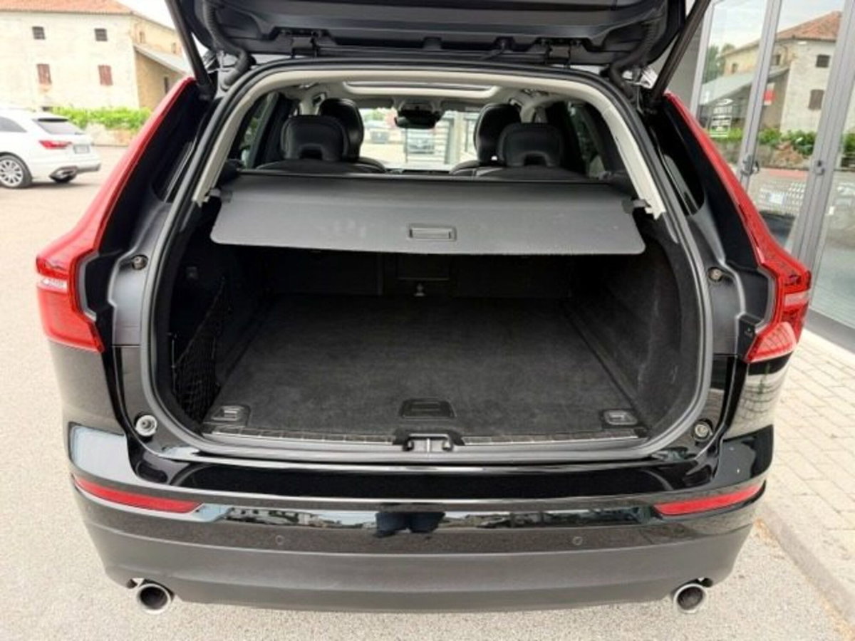 Volvo XC60 B4 Geartronic Momentum (18)