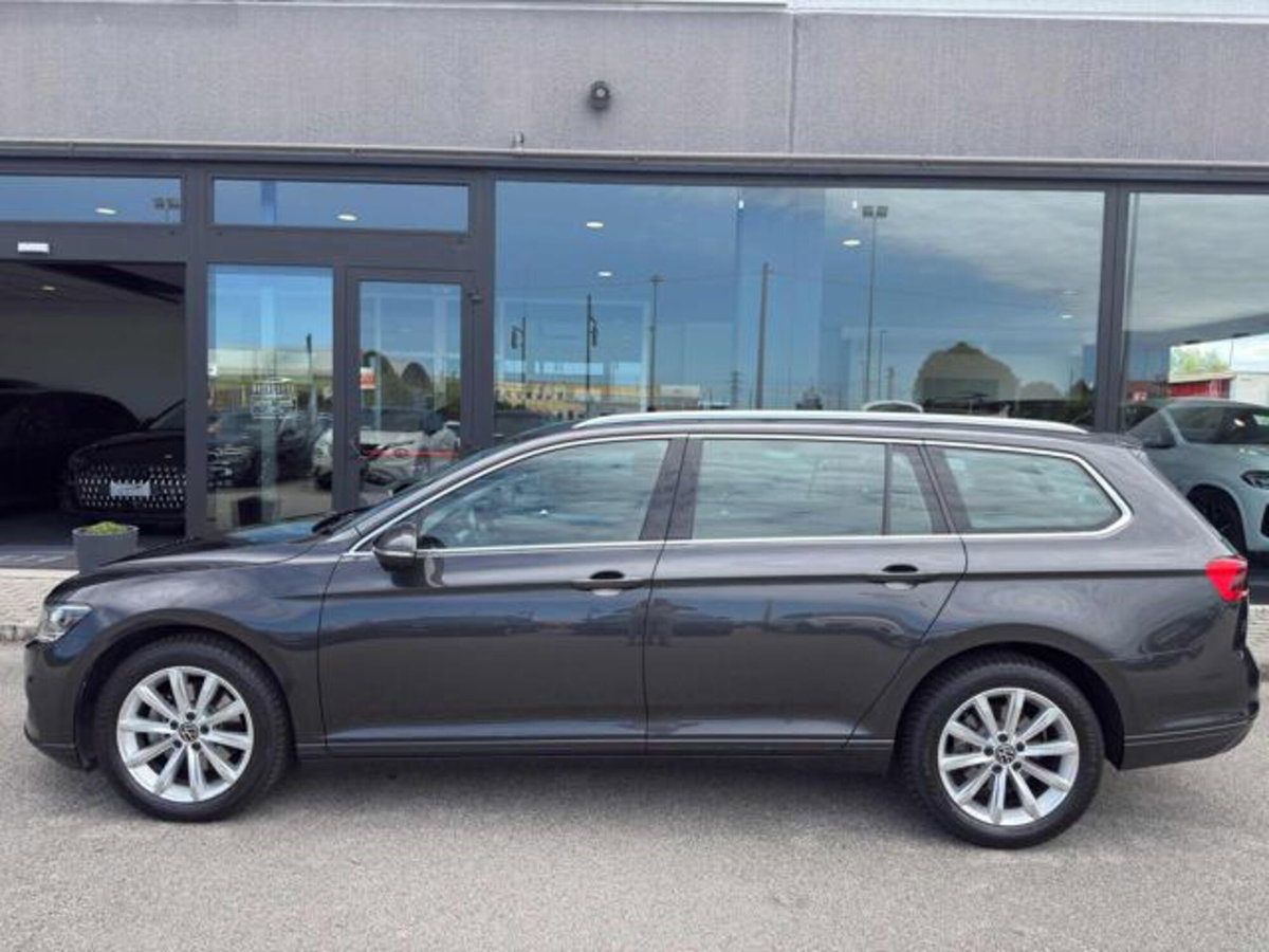 Volkswagen Passat Variant 2.0 TDI SCR 122 CV EVO DSG Business (5)