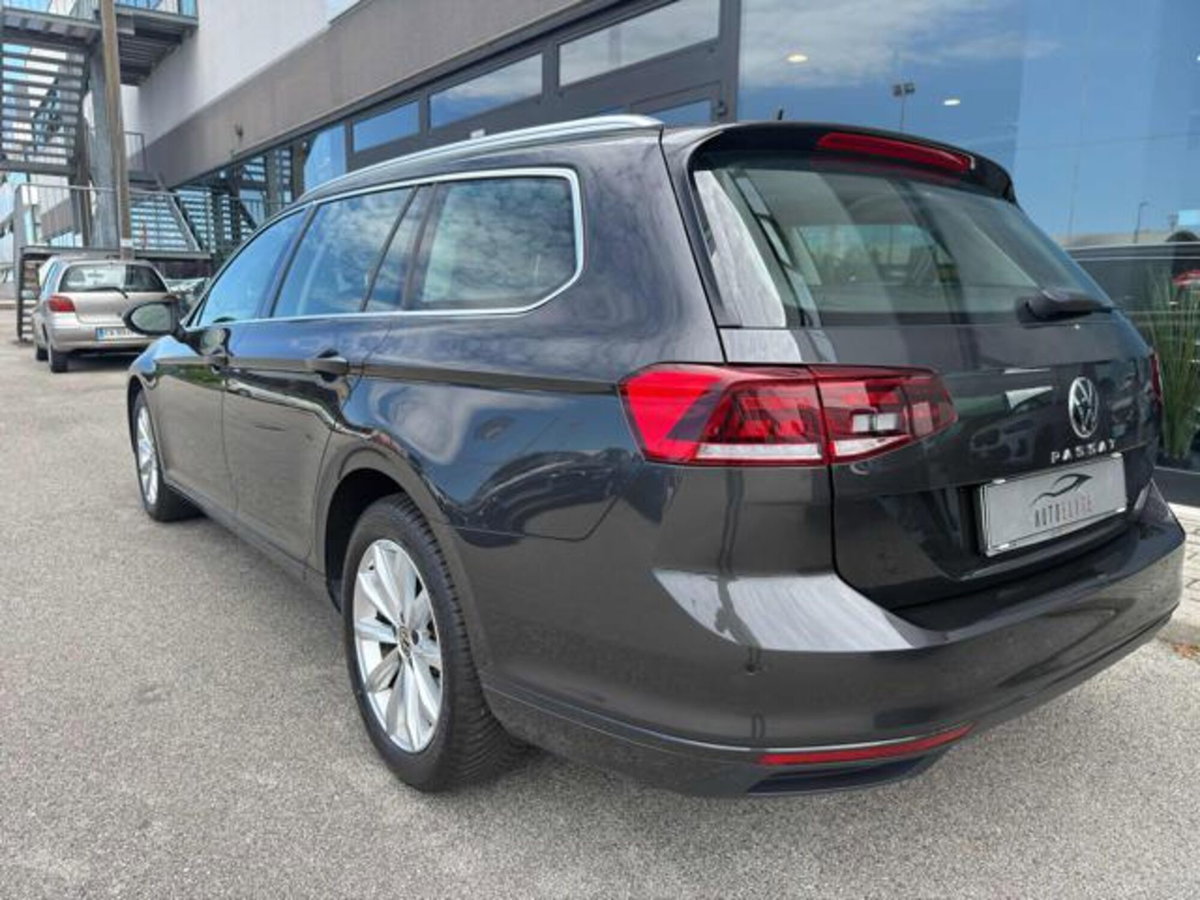 Volkswagen Passat Variant 2.0 TDI SCR 122 CV EVO DSG Business (6)