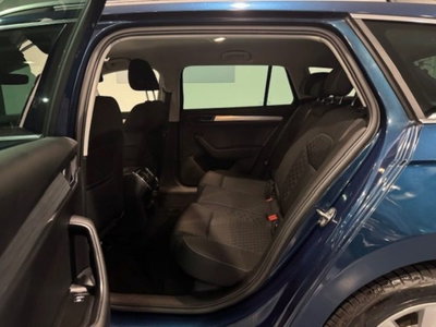 Skoda Superb Station Wagon 2.0 TDI EVO 150 CV SCR DSG Wagon Executive (15)