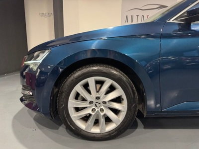 Skoda Superb Station Wagon 2.0 TDI EVO 150 CV SCR DSG Wagon Executive (19)