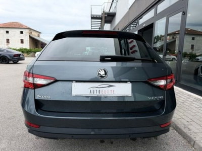 Skoda Superb 2.0 tdi Style 150cv dsg (4)