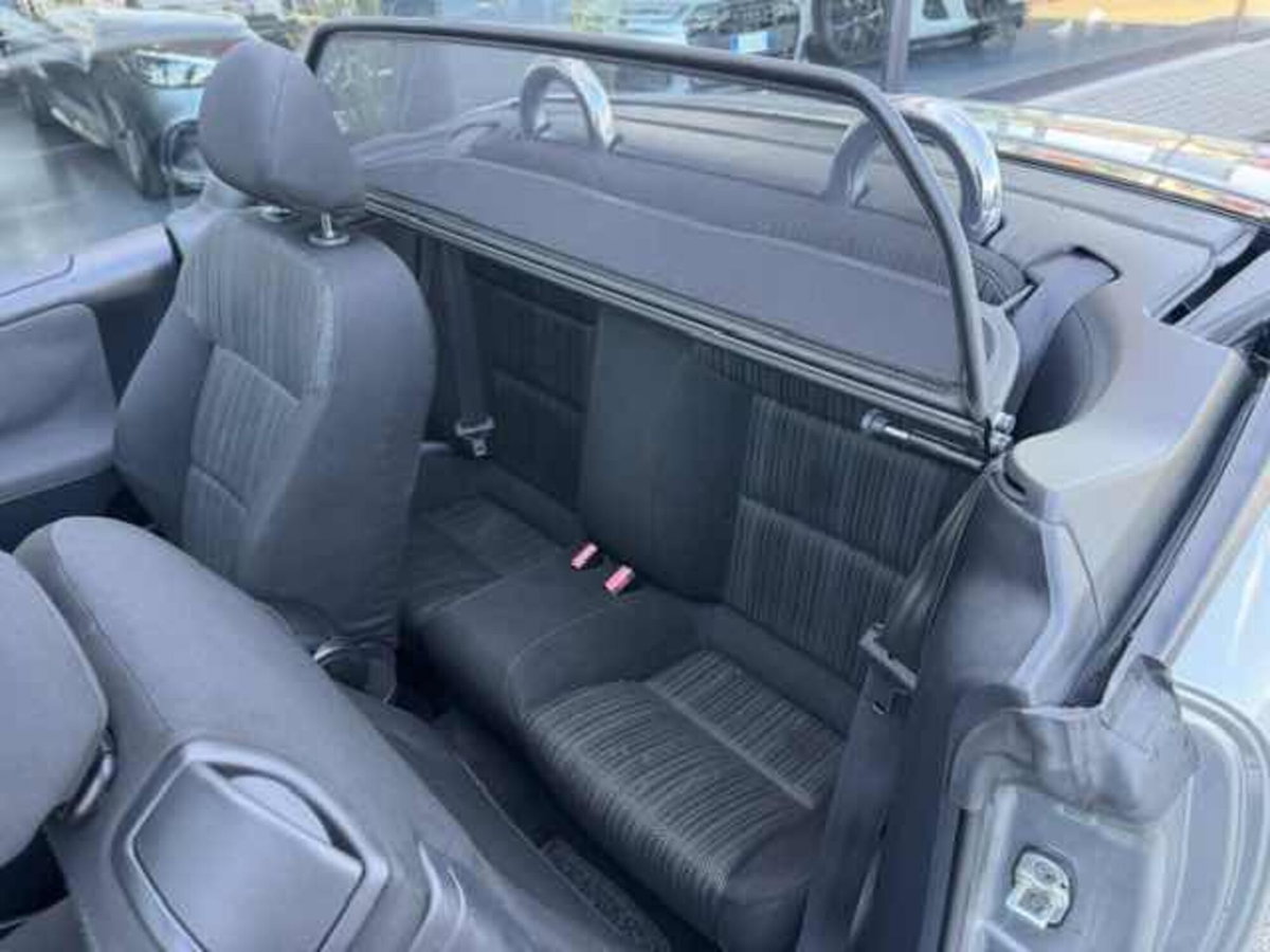 Peugeot 207 Cabrio THP 156CV CC Féline (10)