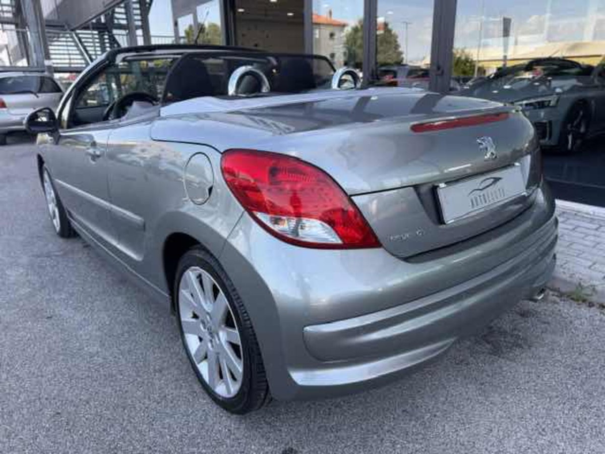 Peugeot 207 Cabrio THP 156CV CC Féline (3)