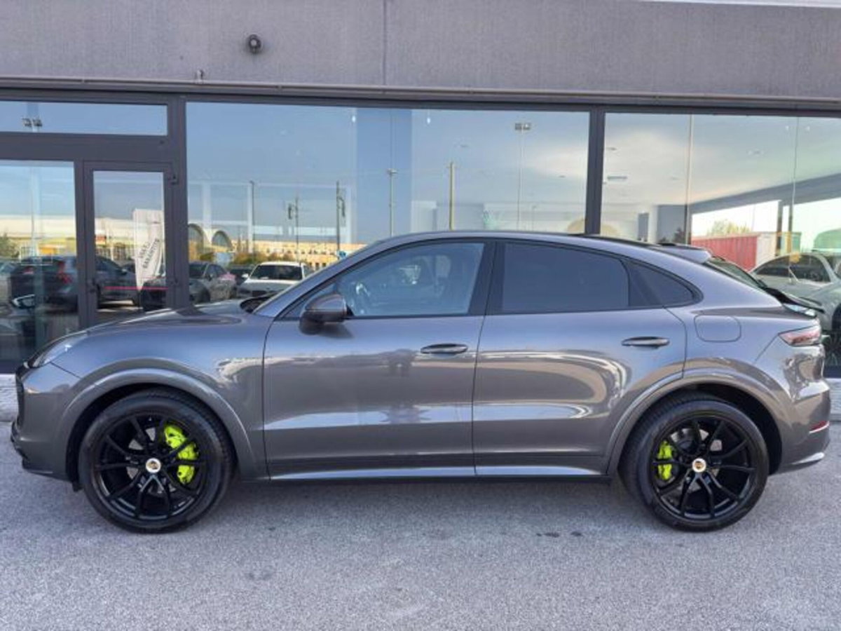 Porsche Cayenne Coupé 3.0 V6 (4)