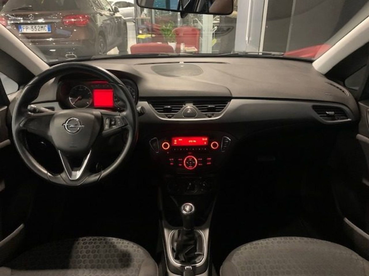 Opel Corsa 1.4 90CV GPL Tech 5 porte n-Joy (8)