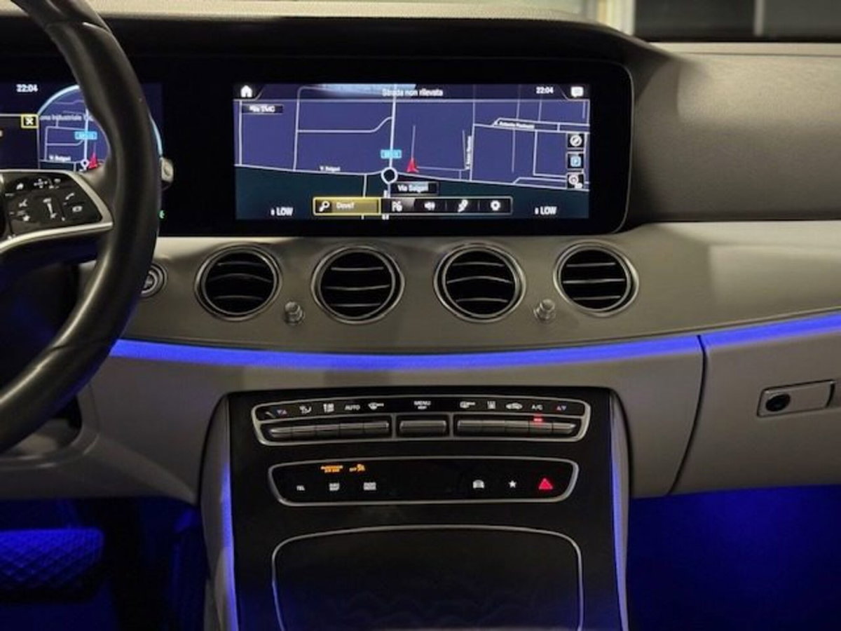 Mercedes-Benz Classe E 220 d 4Matic Auto Premium Plus (12)